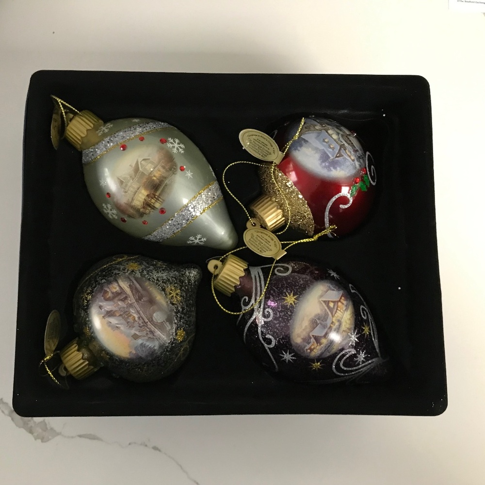 Bradford Exchange 4 Thomas Kinkade Christmas Light up luminary Ornaments NIB